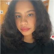 Profesora de inglés imparte clases a niños de primaria. Tengo bastante experiencia impartiendo clases